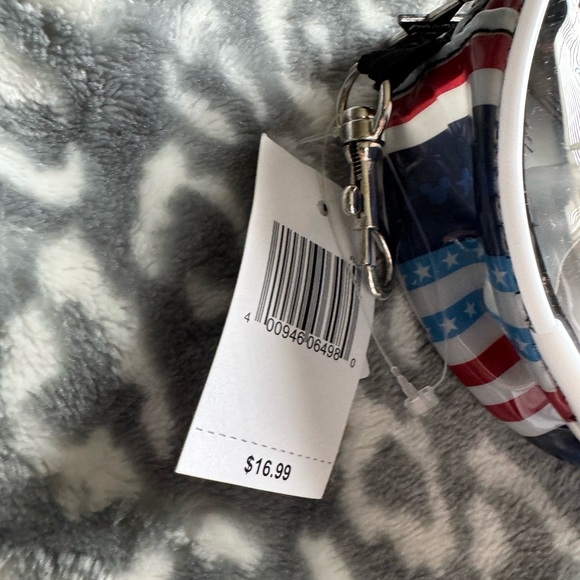 Disney Parks coin purse - Picture 2 of 3